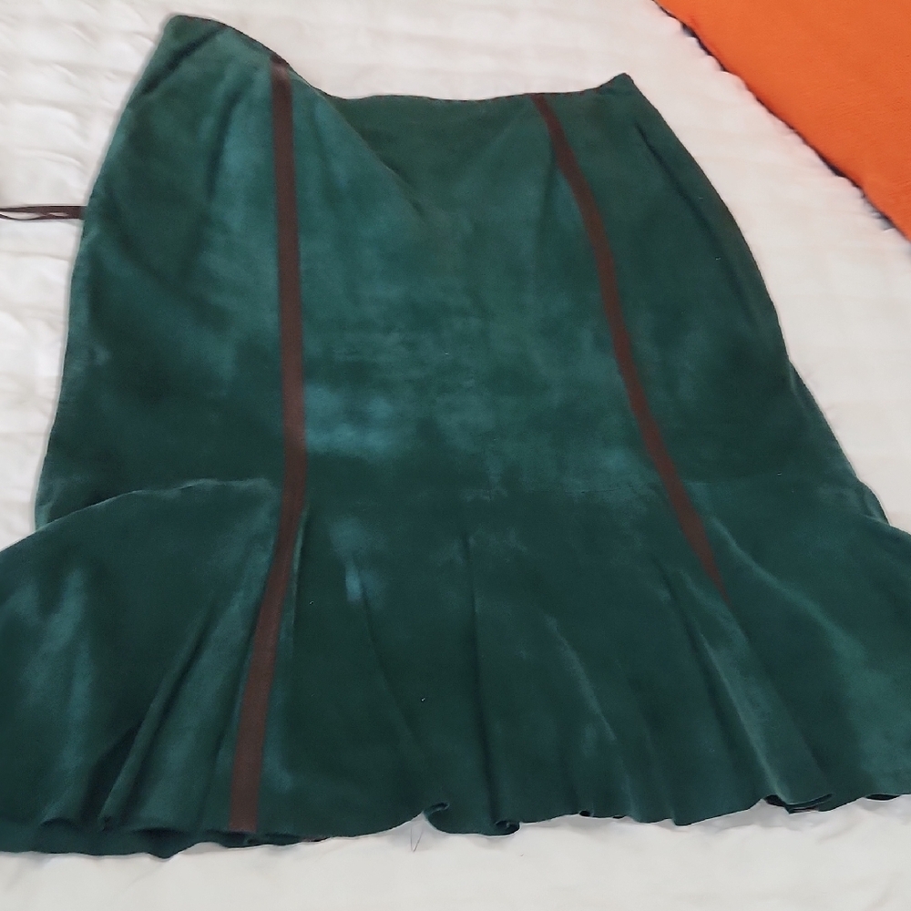 Double D Ranch Green Suede A-Line Skirt with Brown Trim - Picture 7 of 8